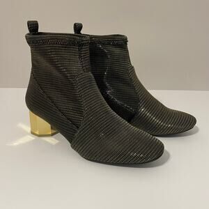 Katy Perry Diana Ankle Booties Stretch Pull On Metallic Gold Block Heels sz 7.5